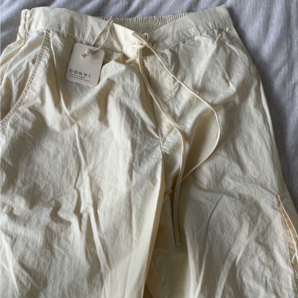 Donni nylon cargo pants - Medium- NWT - Picture 5 of 6